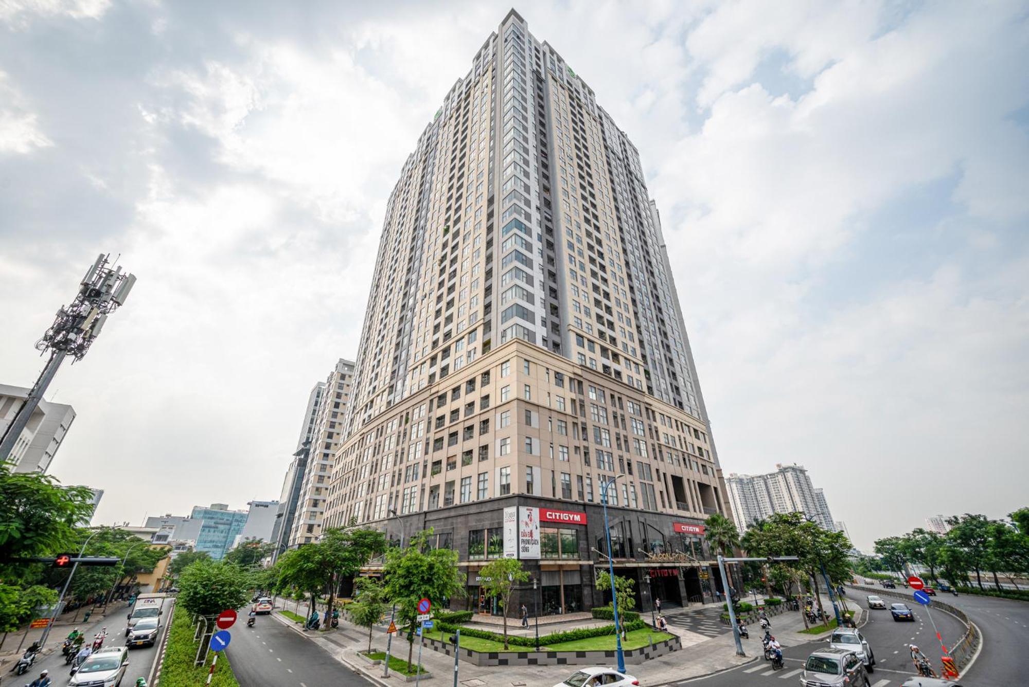Sleek Saigon Center Hana TP. Hồ Chí Minh